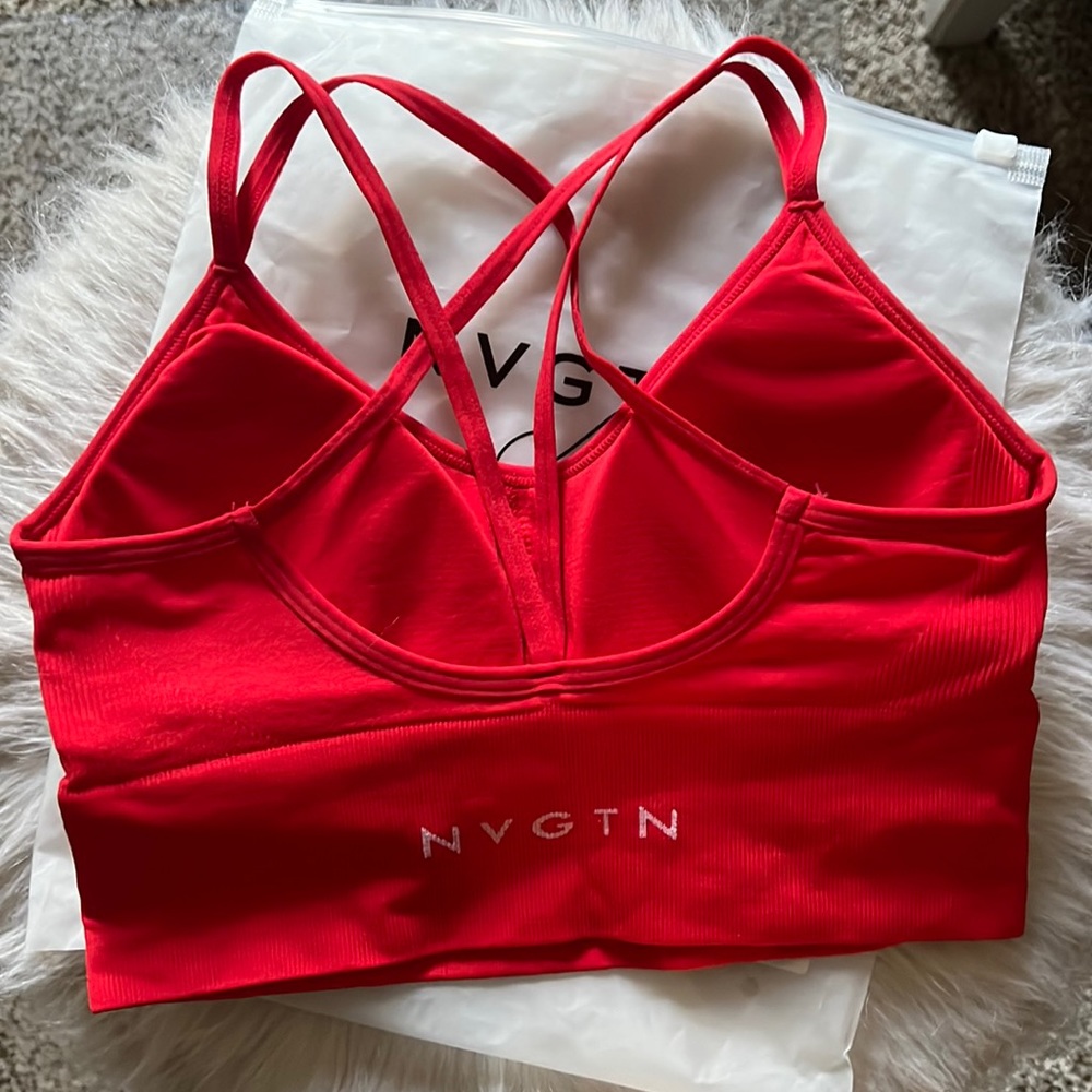 ❤️ NVGTN SIZE SMALL SPORTS BRA❤️